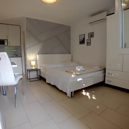Angie Appartement *