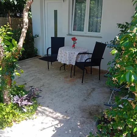 Διαμέρισμα Angie