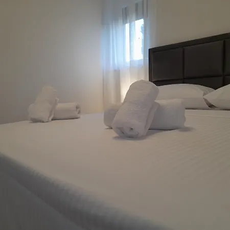 Angie Apartment *